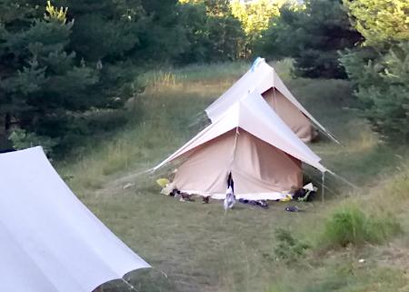 Camping sous tente